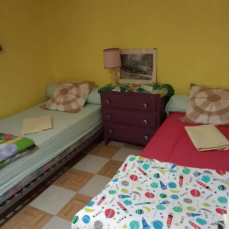 Maison Confortable A Avec Jardin Cloture