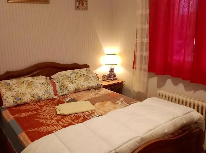 Maison Confortable A Avec Jardin Cloture * Монлюсон